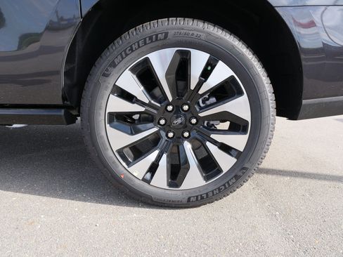 New 2025 Ford Expedition Max Platinum w/ Platinum Ultimate Package image 12