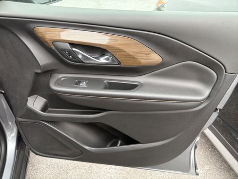 Used 2019 GMC Terrain SLE image 54