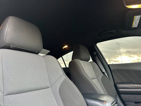 Used 2022 Dodge Charger SXT image 15