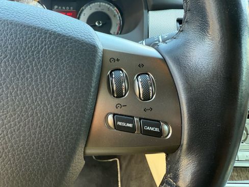 Used 2010 Jaguar XF R image 28