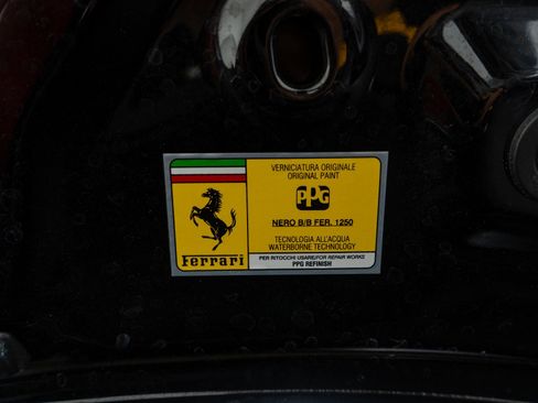 Used 2011 Ferrari California image 47