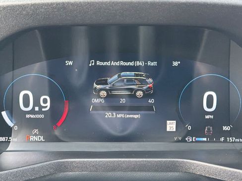 Certified 2025 Ford Explorer Platinum w/ LUX Leather Package image 26