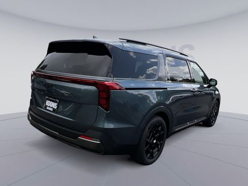 New 2026 Kia Carnival SX FWD image 11