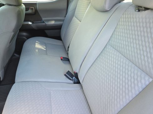 Used 2023 Toyota Tacoma SR5 w/ Technology Package RWD image 14