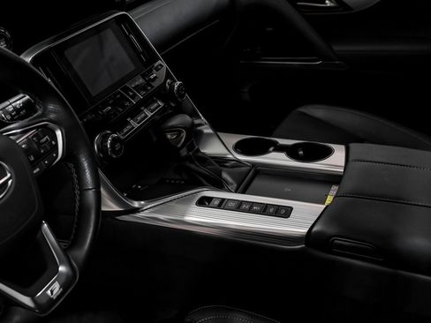 Used 2024 Lexus LX 600 F Sport image 25