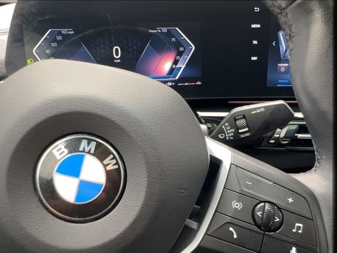 Used 2025 BMW X2 xDrive28i AWD/4WD image 41