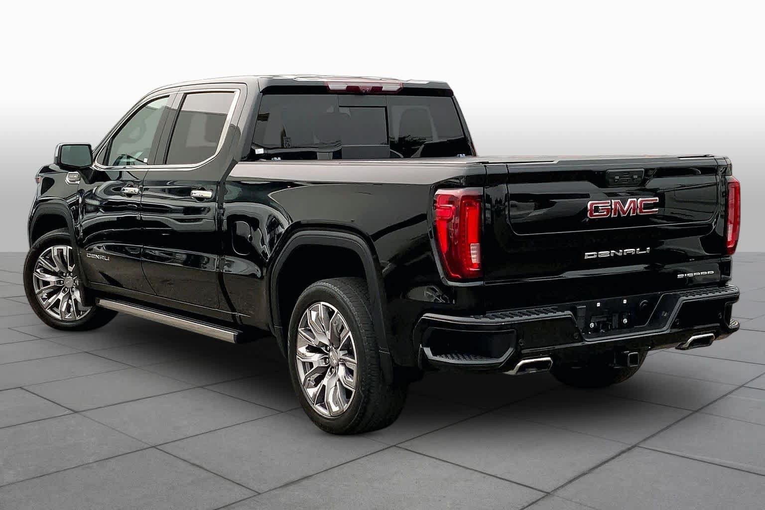 Certified 2023 GMC Sierra 1500 Denali w/ Denali Reserve Package AWD/4WD image 10