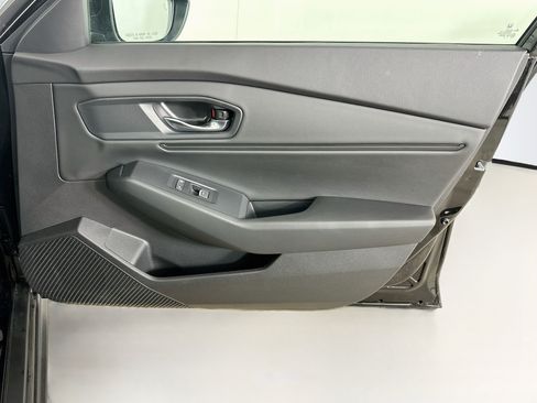 Used 2025 Honda Accord SE image 30