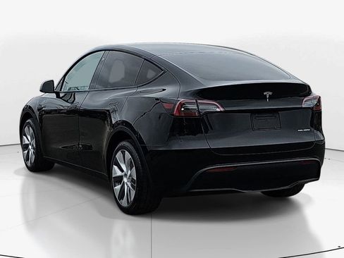 Used 2023 Tesla Model Y Long Range AWD/4WD image 8