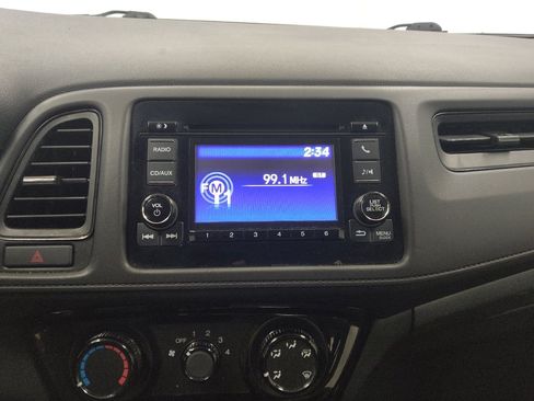 Used 2017 Honda HR-V LX image 25