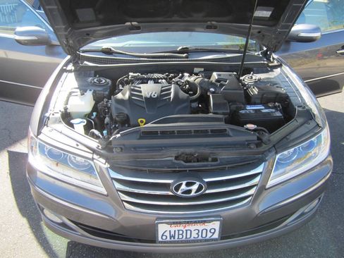 Used 2011 Hyundai Azera Limited FWD image 14