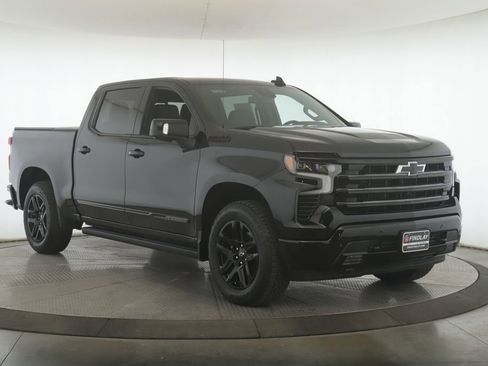 Used 2026 Chevrolet Silverado 1500 High Country w/ Midnight Edition AWD/4WD image 2