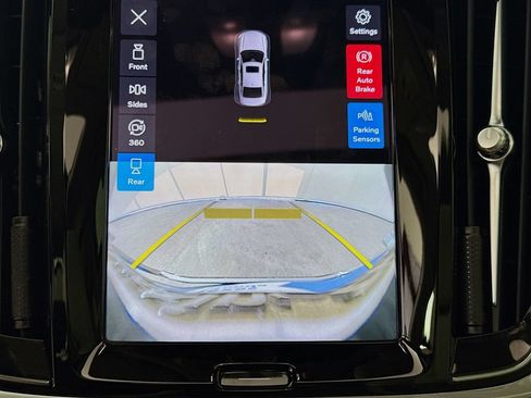 Used 2023 Volvo S90 B6 Plus w/ Protection Package Premier AWD/4WD image 18