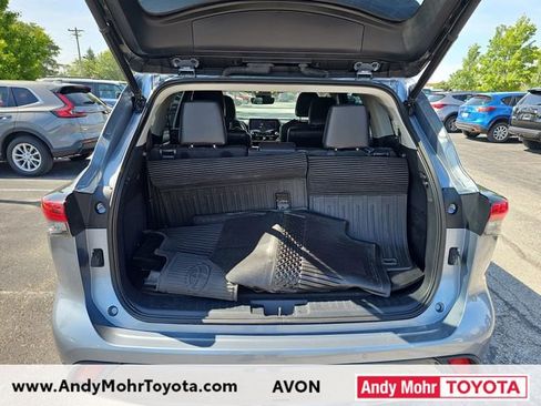 Used 2022 Toyota Highlander Limited AWD/4WD image 12