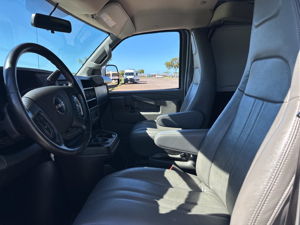 Used 2023 GMC Savana 2500 w/ Driver Convenience Package RWD image 13