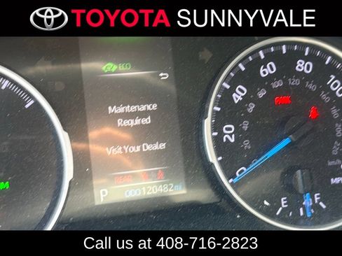 Used 2019 Toyota RAV4 LE AWD/4WD image 3