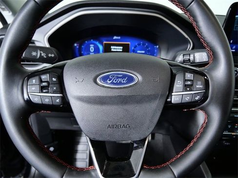 Certified 2022 Ford Escape SEL w/ Technology Package image 21