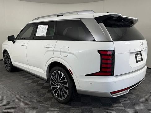 Used 2026 Hyundai Palisade Calligraphy AWD/4WD image 4