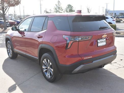 New 2026 Chevrolet Equinox LT w/ Convenience Package II image 8