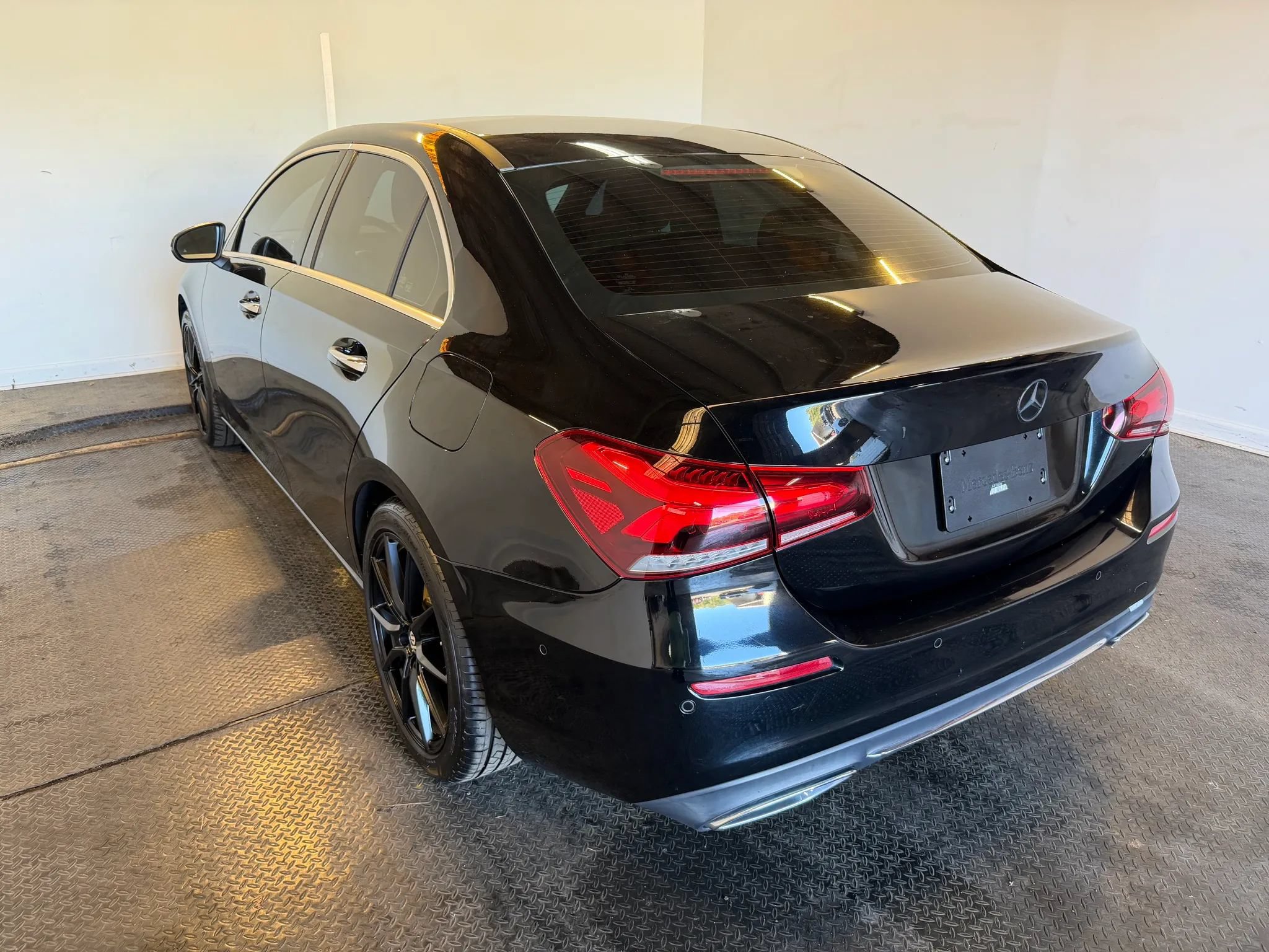 Used 2019 Mercedes-Benz A 220 4MATIC image 5