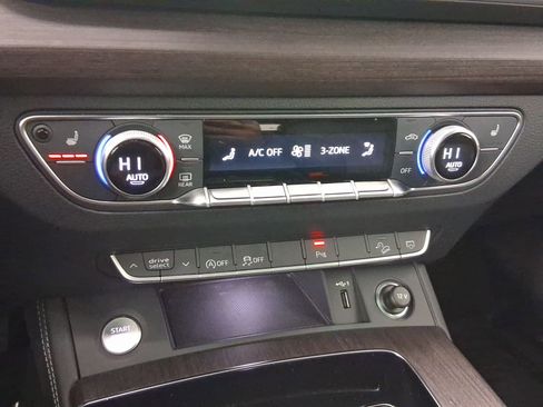 Used 2023 Audi Q5 2.0T Premium Plus w/ Premium Plus Package image 17