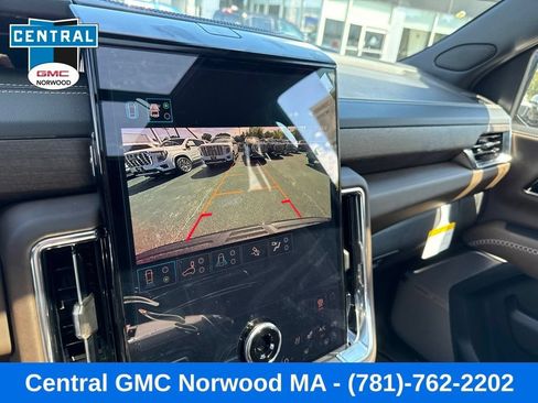 New 2026 GMC Yukon Denali Ultimate AWD/4WD image 19