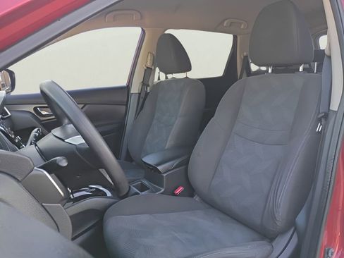 Used 2016 Nissan Rogue S image 35