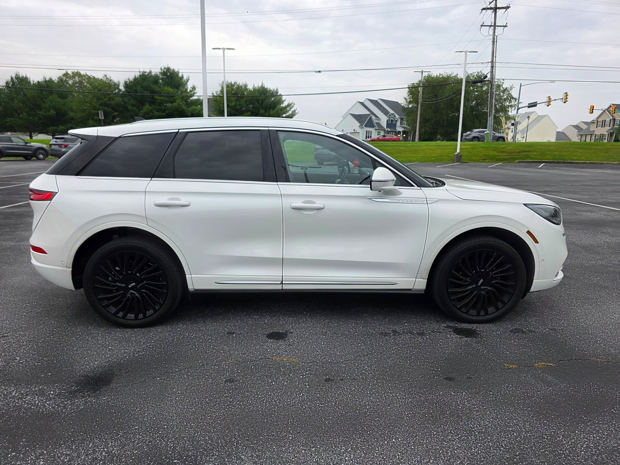 Used 2022 Lincoln Corsair Reserve w/ Equipment Group 201A AWD/4WD image 6