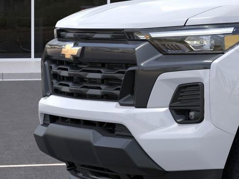 New 2026 Chevrolet Colorado LT w/ LT Convenience Package AWD/4WD image 13
