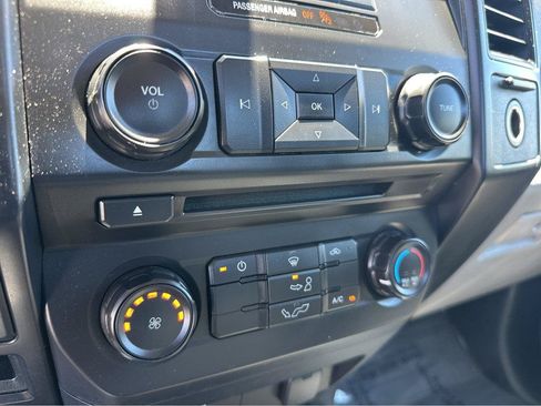Used 2018 Ford F150 XL w/ Equipment Group 101A Mid RWD image 22