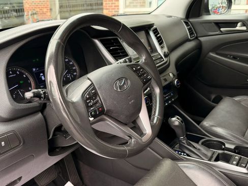 Used 2018 Hyundai Tucson SEL Plus AWD/4WD image 8