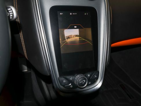 Used 2016 McLaren 570S Coupe RWD image 19