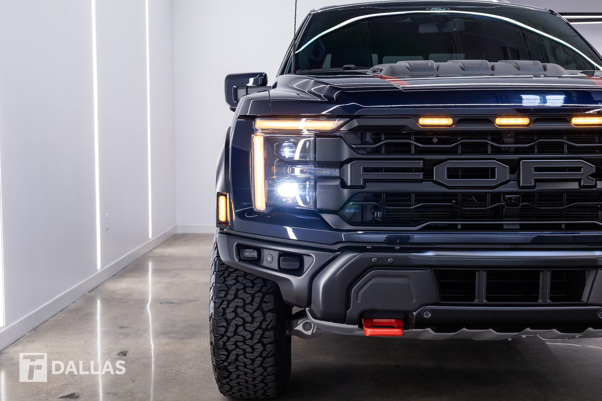Used 2026 Ford F150 Raptor w/ Equipment Group 803A Raptor R AWD/4WD image 22