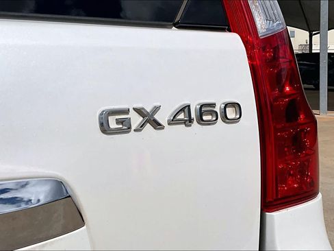 Used 2013 Lexus GX 460 w/ Comfort Plus Pkg AWD/4WD image 9