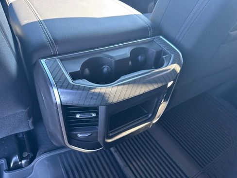 New 2026 RAM 2500 Big Horn AWD/4WD image 17