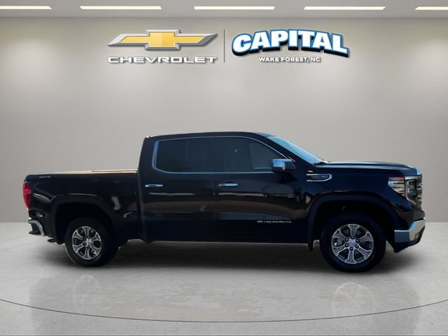 Used 2025 GMC Sierra 1500 SLT AWD/4WD image 7