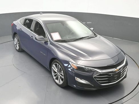 Used 2025 Chevrolet Malibu LT FWD image 50