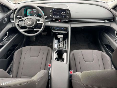 New 2026 Hyundai Elantra Blue image 10