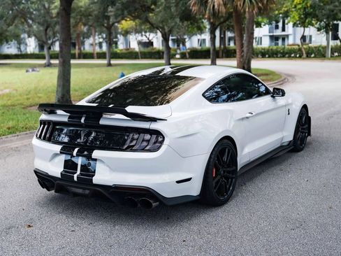 Used 2020 Ford Mustang Shelby GT500 w/ Technology Package RWD image 4