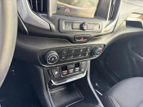 Used 2019 GMC Terrain SLE image 15