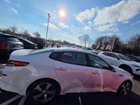 Used 2020 Kia Optima S w/ S Panoramic Sunroof Package image 7