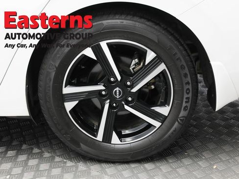 Used 2024 Nissan Sentra SV image 30