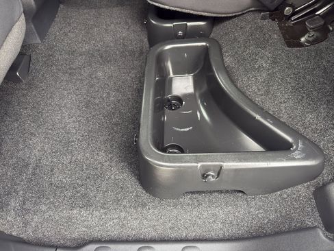 Certified 2022 Nissan Frontier SV image 34