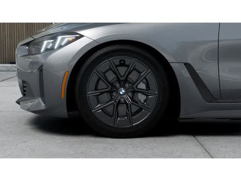 New 2025 BMW i4 xDrive40i image 7