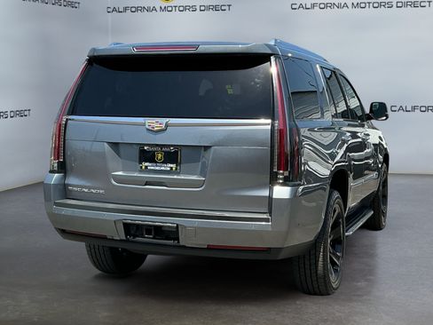 Used 2020 Cadillac Escalade 4WD image 5