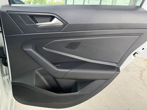 Used 2021 Volkswagen Jetta R-Line FWD image 33