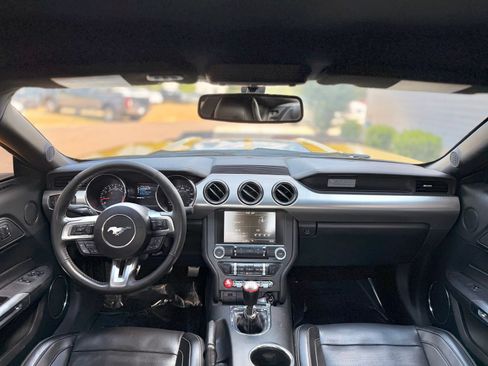 Used 2015 Ford Mustang GT Premium w/ Equipment Group 401A RWD image 38