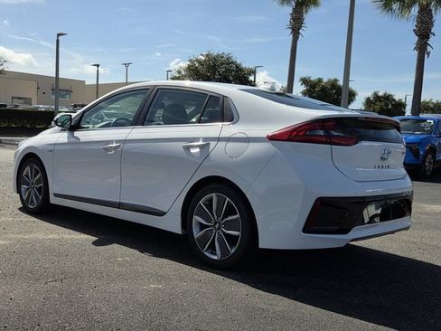 Used 2017 Hyundai Ioniq Limited FWD image 4