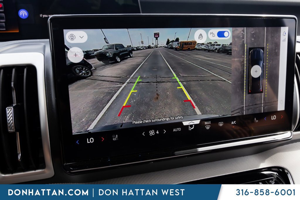 Used 2025 Ford Expedition Max Active AWD/4WD image 8