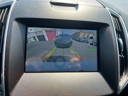 Used 2017 Ford Edge Titanium w/ Equipment Group 302A AWD/4WD image 26